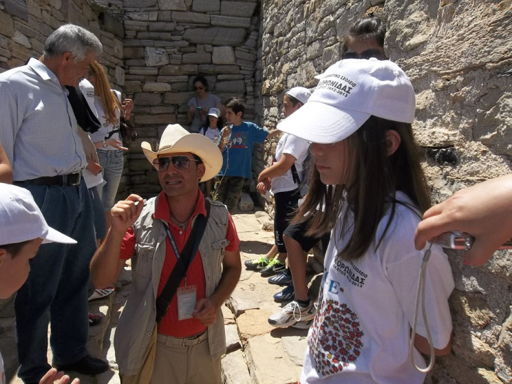 Î‘Ï€Î¿Ï„Î­Î»ÎµÏƒÎ¼Î± ÎµÎ¹ÎºÏŒÎ½Î±Ï‚ Î³Î¹Î± Î¥Ï€. Î¤Î¿Ï…ÏÎ¹ÏƒÎ¼Î¿Ï: Î ÏÎ¿Ï„ÎµÏÎ±Î¹ÏŒÏ„Î·Ï„Î± Î· ÎµÏ€Î±Î³Î³ÎµÎ»Î¼Î±Ï„Î¹ÎºÎ® ÎµÎºÏ€Î±Î¯Î´ÎµÏ…ÏƒÎ· Ï„Ï‰Î½ Î¾ÎµÎ½Î±Î³ÏŽÎ½ ÏƒÏ„Î·Î½ Î•Î»Î»Î¬Î´Î±